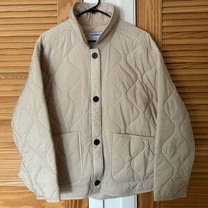 Old Navy Cream Quilted Jacket with Black Accents size xl